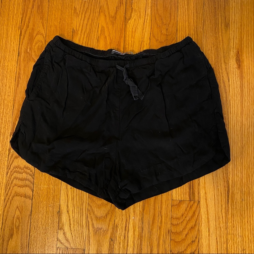 BRANDY MELVILLE \\ Lounge Shorts